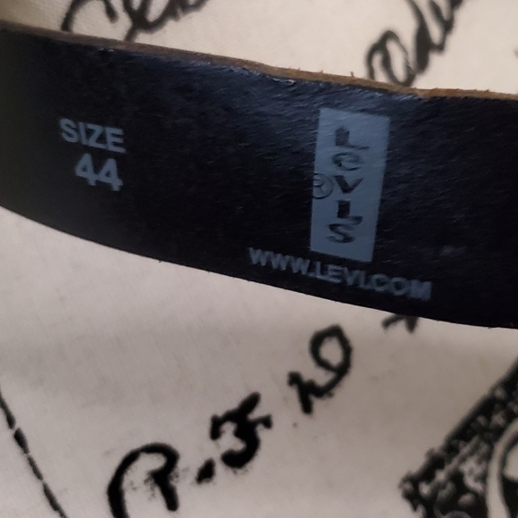 Levi's Genuine Leather Men's Black Belt Double Buckle Size 44 - Picture 4 of 5